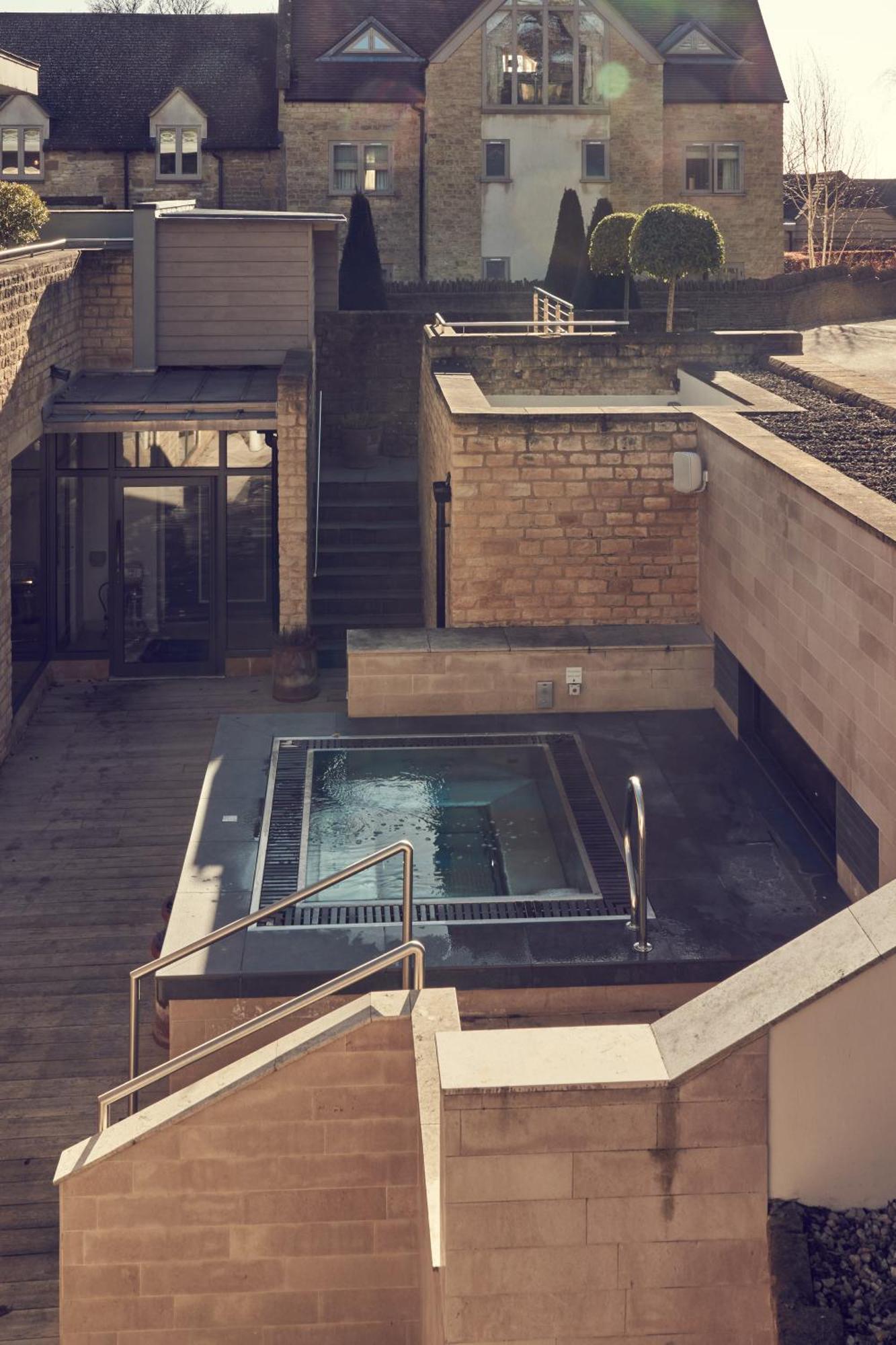 Dormy House Hotel Broadway  Exterior photo